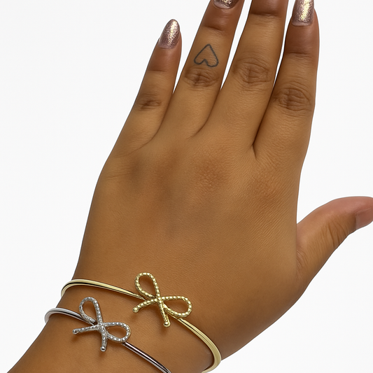 Chic Bow Accent Cuff