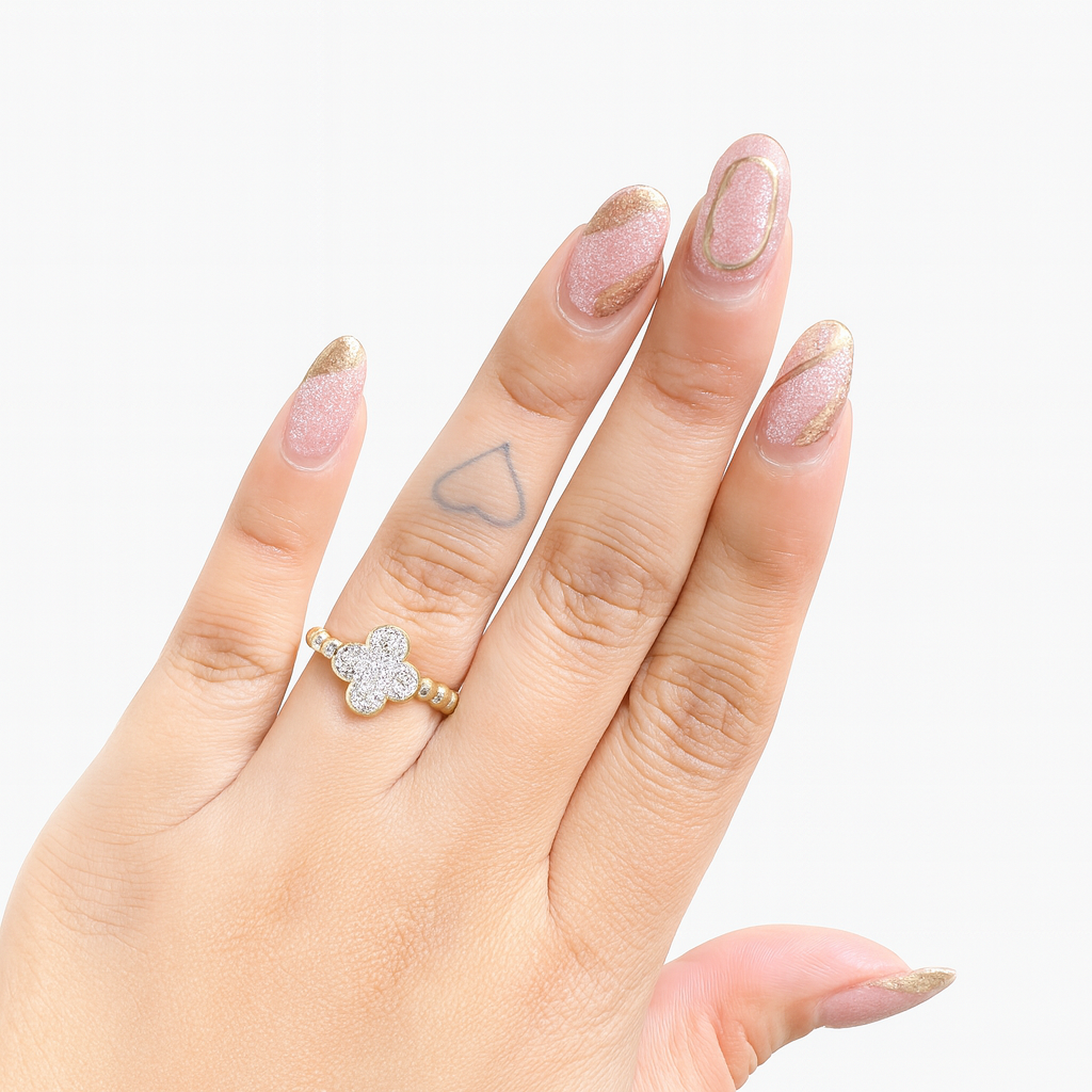 Sparkling Clover Pavé Beaded Ring Set