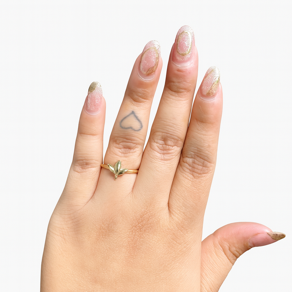 Golden Laurel Leaf Minimalist Ring
